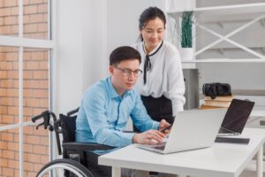 障害基礎年金と障害厚生年金の違いで「初診日」と「等級」にも注意